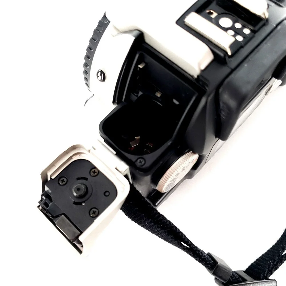 Canon EOS IX Lite 35mm SLR Film Camera Body Only Tested & Works